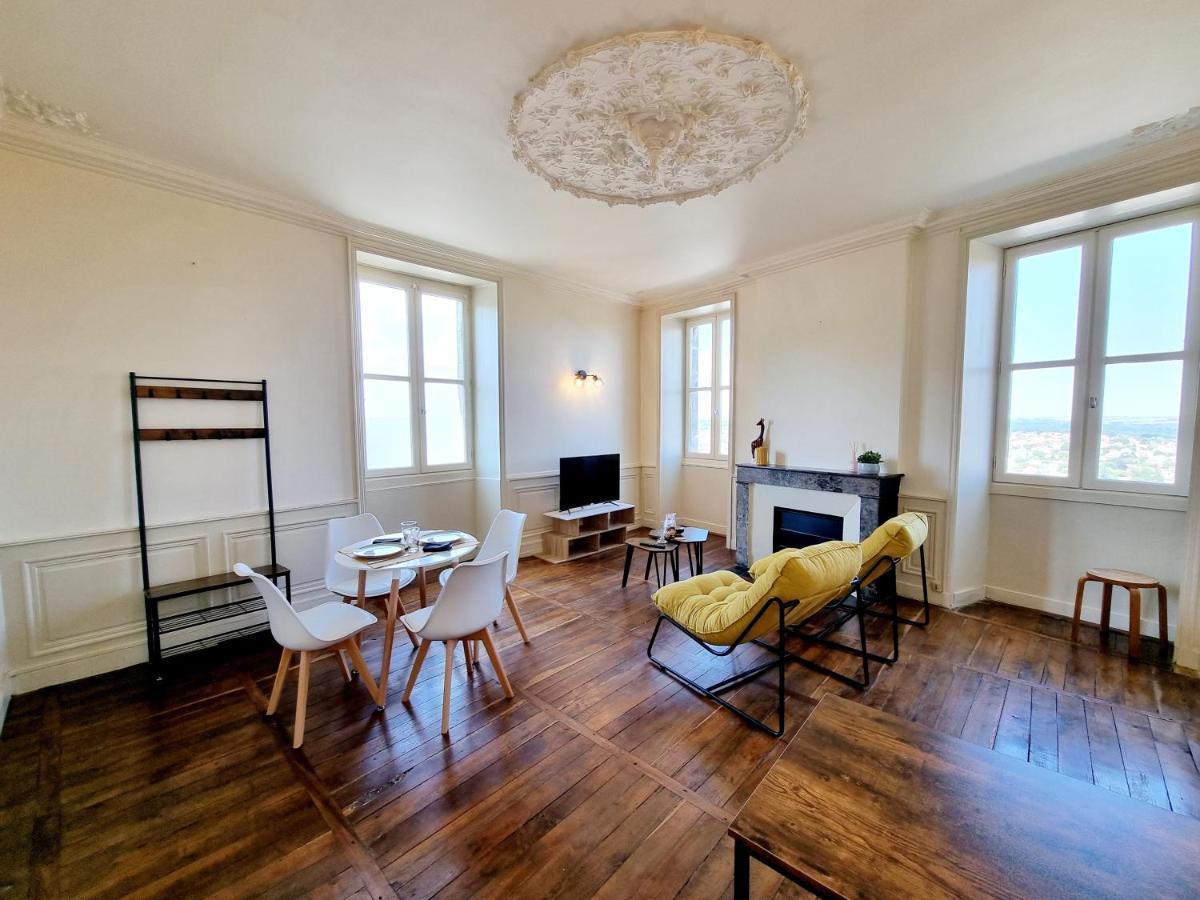 Superbe T2 Lumineux Avec Fibre Apartment Angouleme Exterior photo